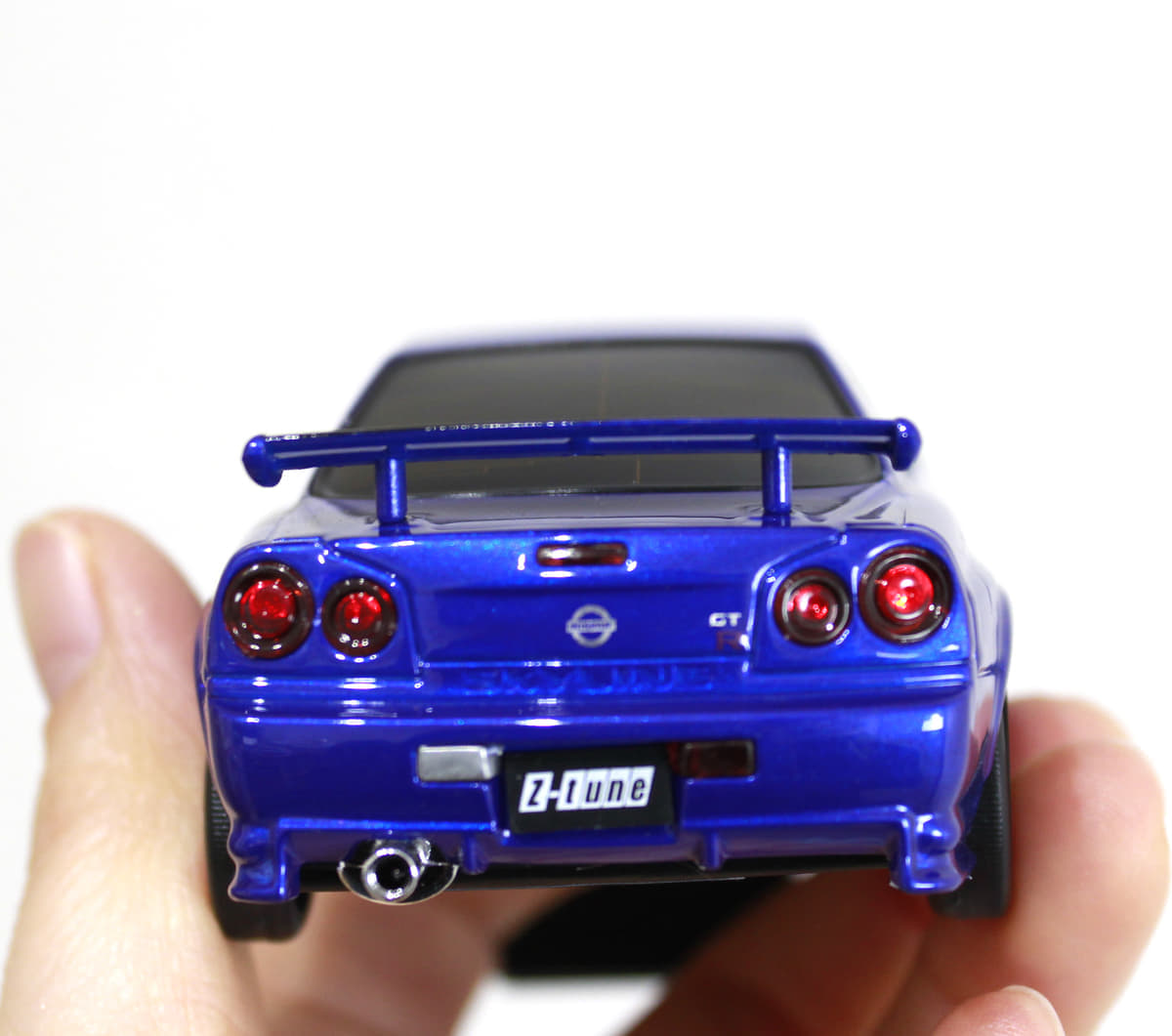 クルマ好き必見のモバイルバッテリー 車型スマホ充電器 日産スカイラインgt R R34 Nismo Z Tune 画像11 Auto Messe Web カスタム アウトドア 福祉車両 モータースポーツなどのカーライフ情報が満載