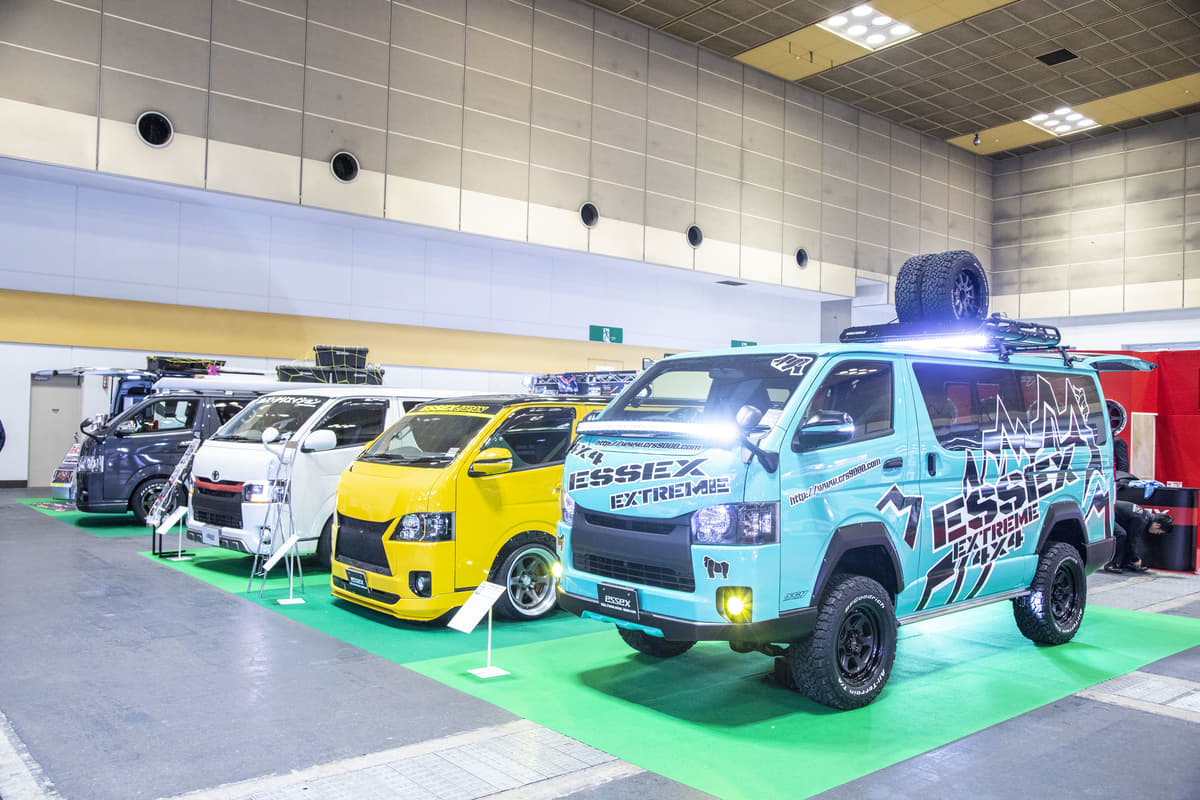 商用車なのになぜ トヨタハイエース 日産キャラバンのカスタムが流行なワケ Auto Messe Web カスタム アウトドア 福祉車両 モータースポーツなどのカーライフ情報が満載