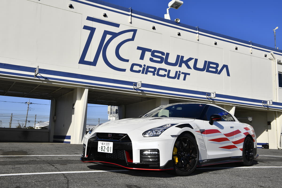 日産gt R Nismo 筑波サーキットで最速タイムを記録 １分切りの舞台裏に迫る Auto Messe Web カスタム アウトドア 福祉車両 モータースポーツなどのカーライフ情報が満載