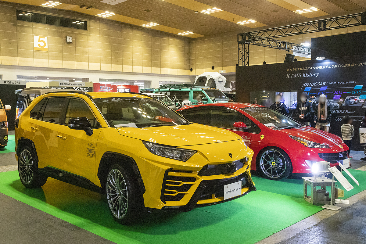 まるでフェラーリやランボルギーニ プリウス や Rav4 をスーパーカー風にしたクルマの正体は Auto Messe Web カスタム アウトドア 福祉車両 モータースポーツなどのカーライフ情報が満載