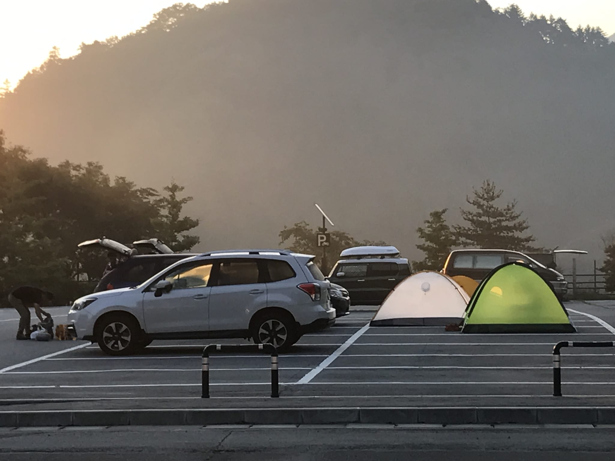 盗電 トイレで炊飯 駐車場でbbq 車中泊ブームで衝撃のマナー違反が横行 Auto Messe Web カスタム アウトドア 福祉車両 モータースポーツなどのカーライフ情報が満載