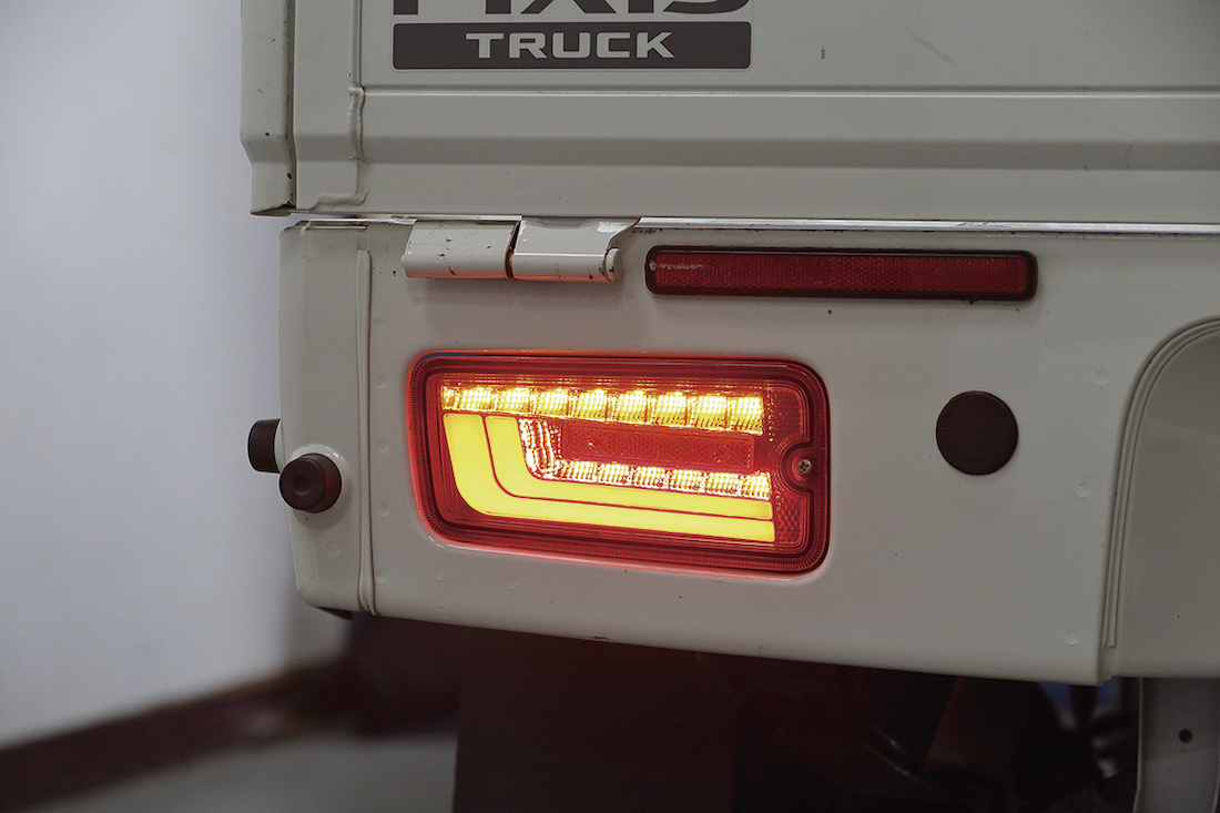 在庫送料無料 LED テールランプ 流れるウインカー シーケンシャル テールライト 左右セット テールライト