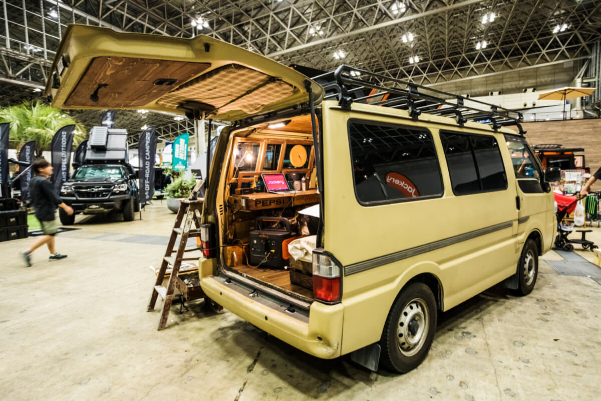 30万円の中古マツダ「ボンゴバン」がDIYで車中泊カーに大変身！ 快適バンライフの鍵はポータブル電源でした | AUTO MESSE  WEB（オートメッセウェブ） 〜クルマを文化する 〜