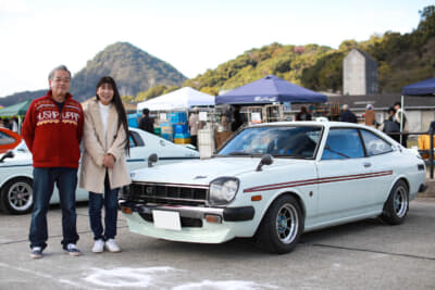 1975年式のトヨタ スプリンタートレノ 1600GTとオーナーの金子昭久さん