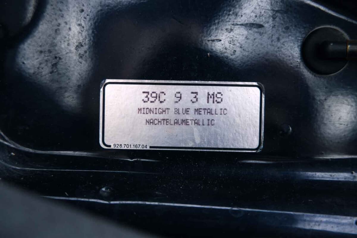 25万8125ユーロ（邦貨換算約4360万円）で落札されたポルシェ「911ターボ3.6」（C）Courtesy of RM Sotheby's