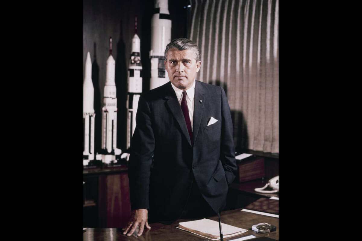 近代ロケットの父と呼ばれるヴェルナー・フォン・ブラウン博士（Photo: NASA）